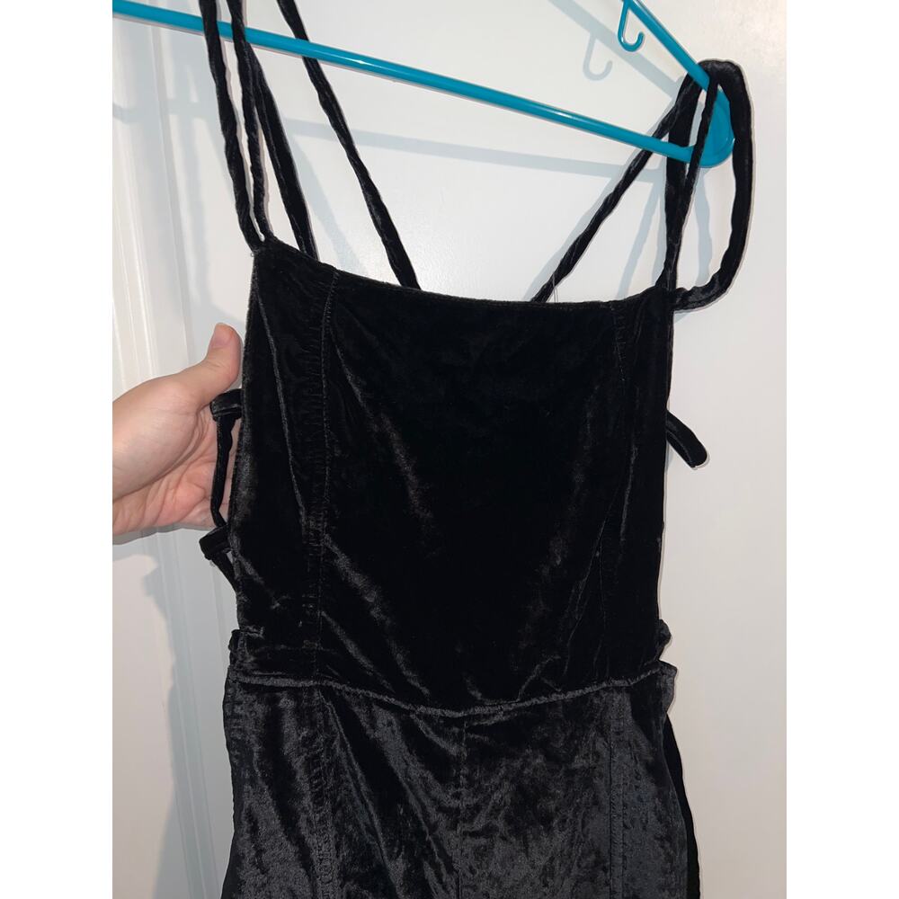Free People 90s Forever Overalls – Size Small – Black Crushed Velvet - Picture 4 of 7